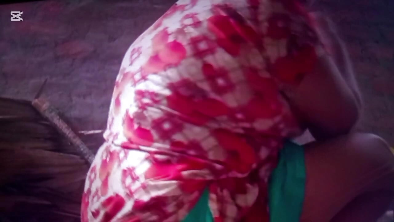 Enteado está chupando buceta da mãe s.at noite