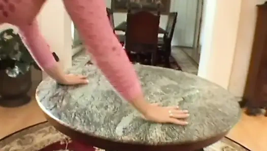 Kontol besar yang keras righe di pantat