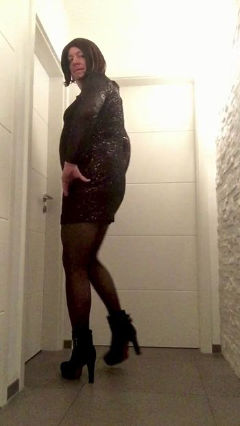 Nicki-Crossdress sexy new dress for Newyear & Pantyhose & Boots