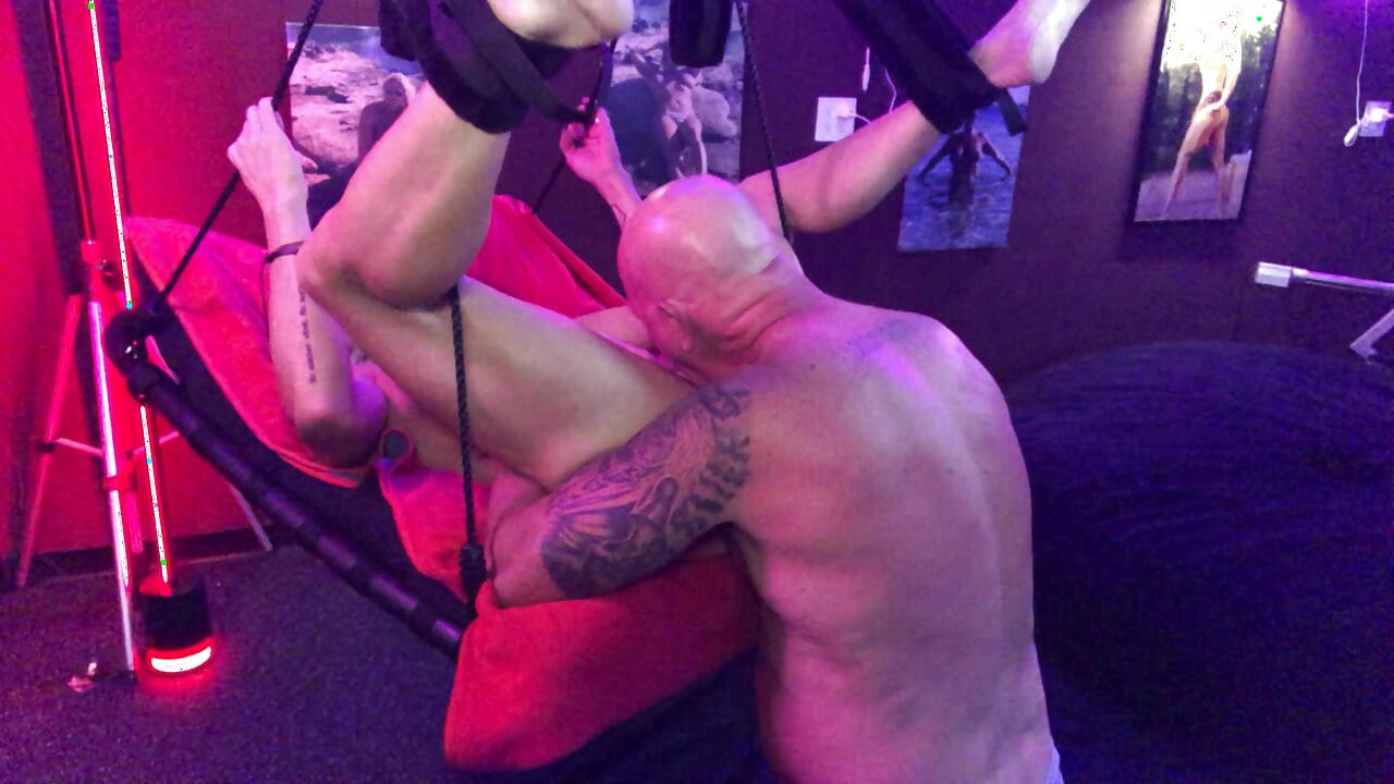 Hot Blonde gets Royal Treatment before taking Huge Butt Plug