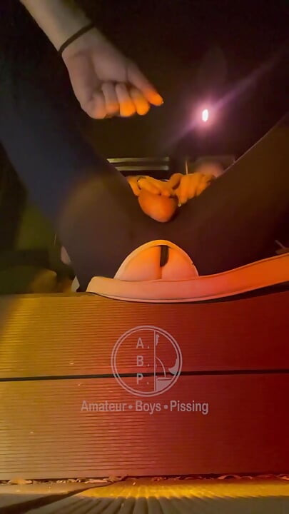 First Time Trying to Pee with a Butt Plug in His Ass, Jules Is 'helped' by His Flatmate Simon