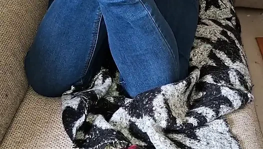 Kötü kokan ve kirli ayaklarım önünde görmezden gelinmek zorunda kalın