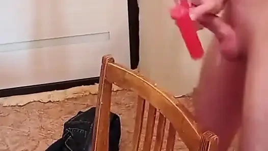 İnşaatçı mola sırasında mastürbasyon yapıyor