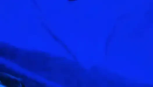 Друг моего мужа кончает мне на лицо