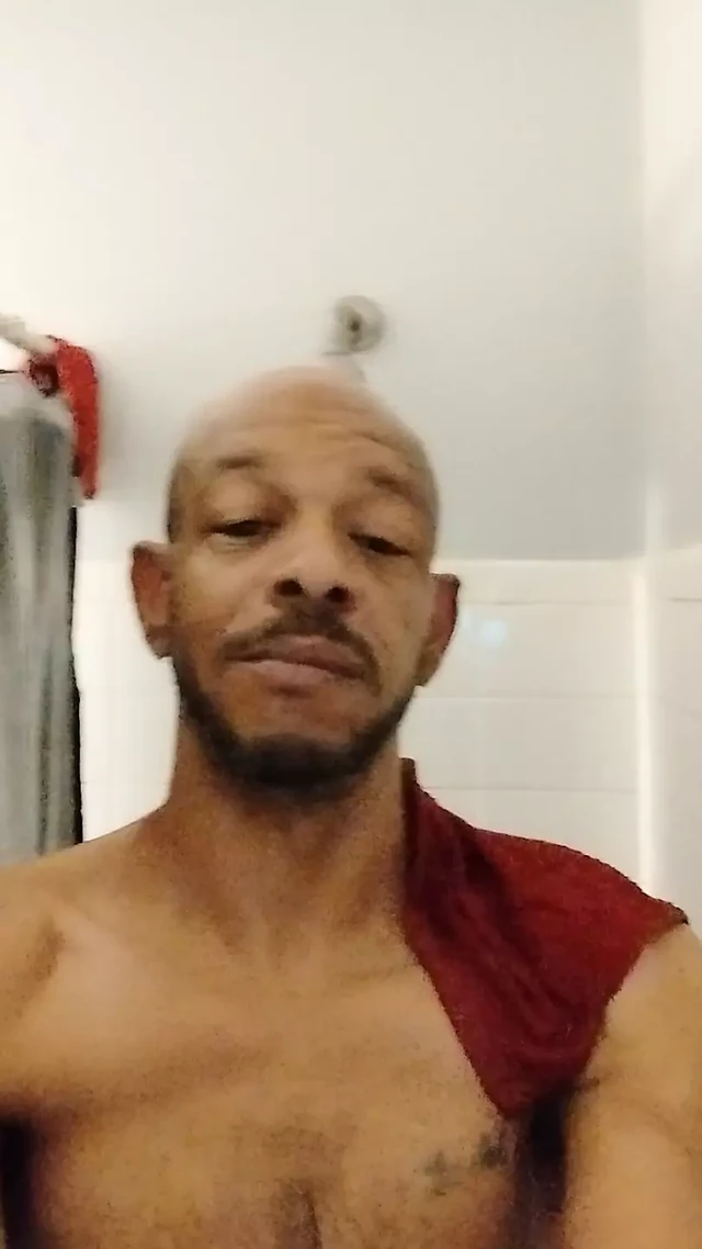 Shower Time with The Fiyahman