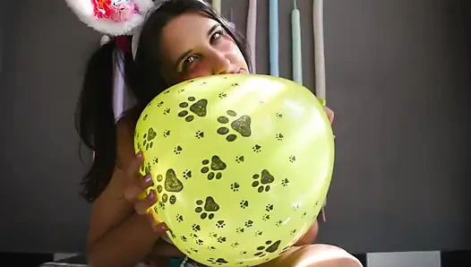 Osterhäschen bläst und pop-gedruckte Ballons 4u - Bunny Looner