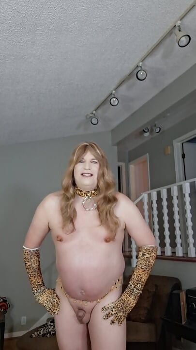 Getting nude with high heels and gloves!