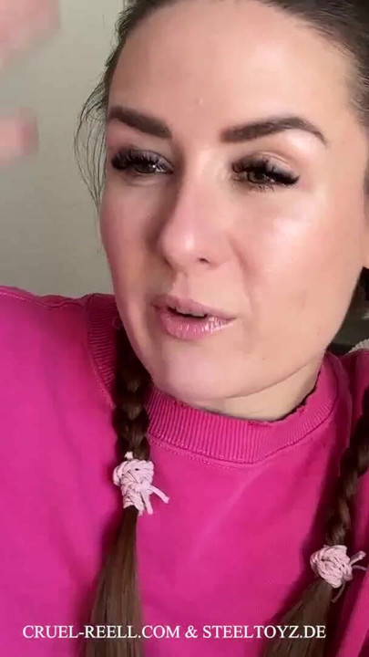 Momen ikonik dari "Pegging with Cruel Reell - Pengalaman Dominasi Dengan Cara Baru!"