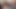 セクシーな美女の手が彼の体と小さなペニスを探っている