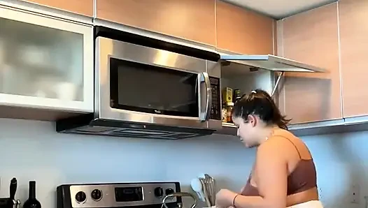 Dani Valentina ile canlı yayın