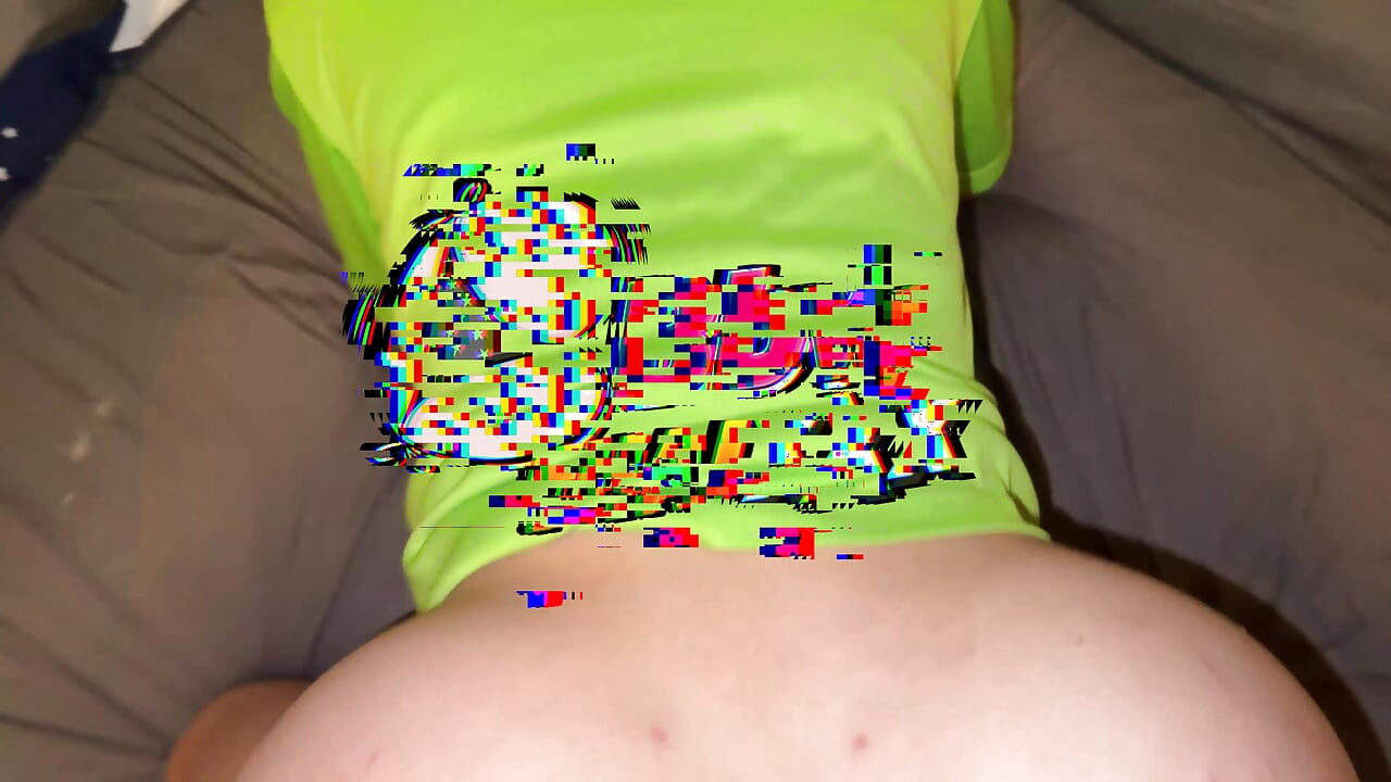 Fucking my wife gets cum inside