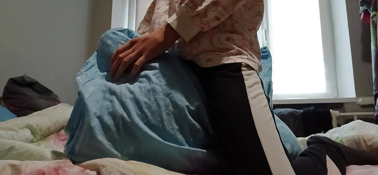Super Skinny Girl Rubs Her Pussy on a Pillow and Cums Quickly so Her Parents Don't Catch Her