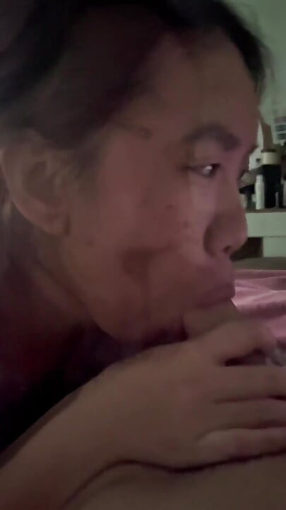 我享受着新男友的大鸡巴和奶水流淌