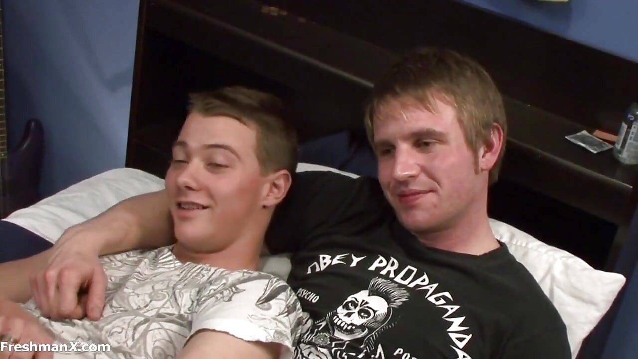 Mikey and Xenar - HD