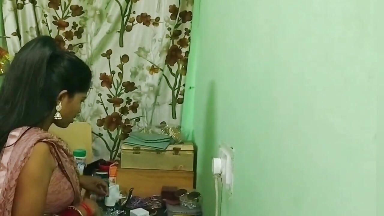 Desi bhabhi big boss and hard blawjab and pussy licking and big coks full sex
