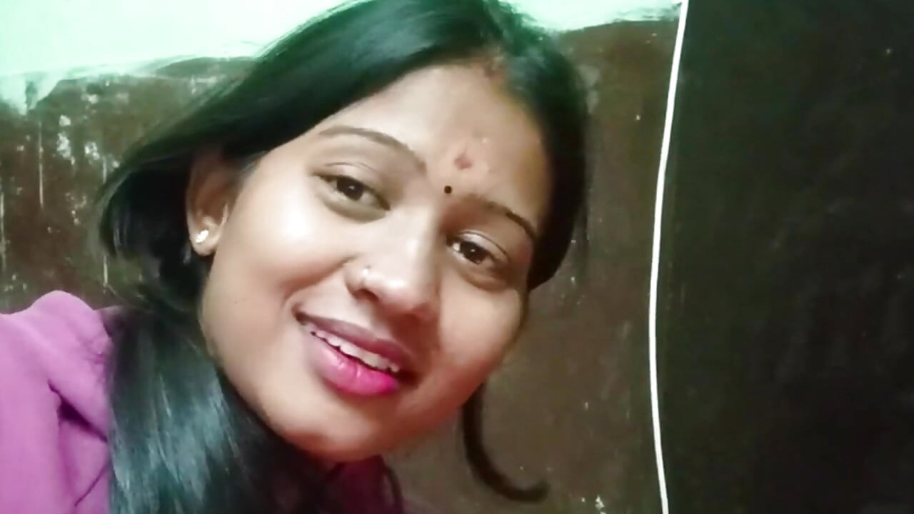 Bur me ungali karte chacha ne pakda aur chod diya
