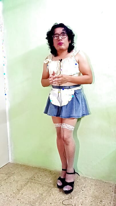 Short videos in sexy, transgender clothes.