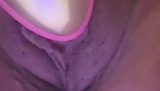 Diese hübsche muschi masturbieren