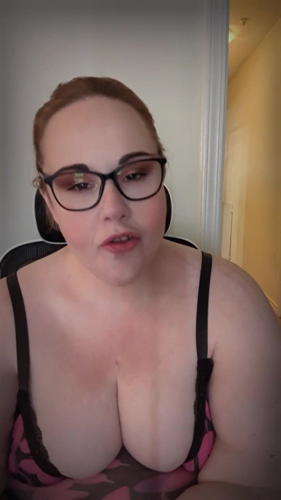 Sissy terapeut HollyLou | Klipp 1