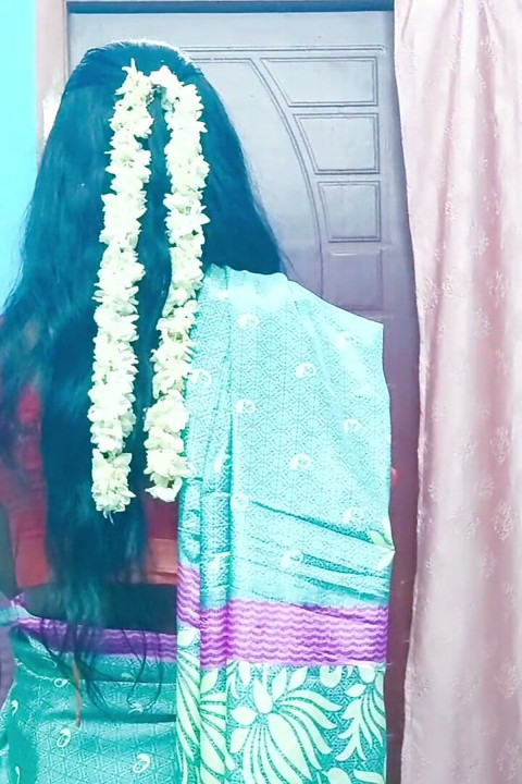 A Sister-in-law's Sacrifices to Guide Her Good-for-nothing Brother-in-law Onto the Right Path.