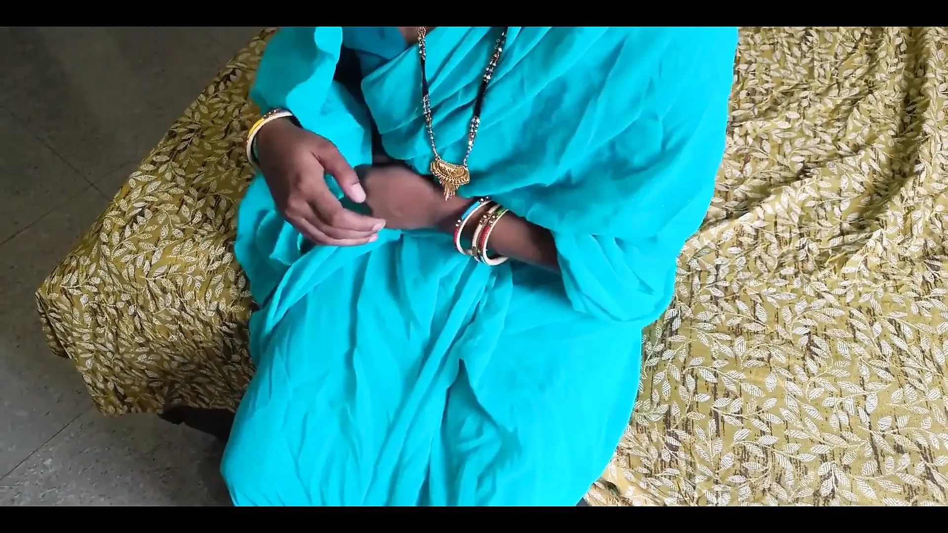 Newly Married Housewife Was Cheat Her Husband and Getting Fucked Anal with Dever in Clear Hindi Audio