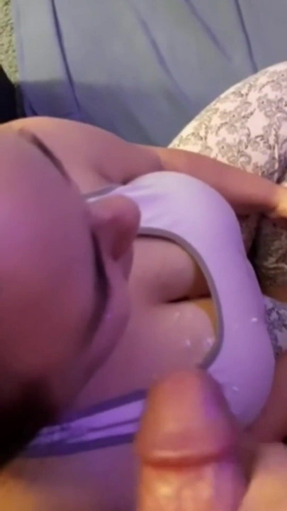 Key moment from "Surprise facial for gaming step sister and flinches"