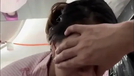 Reality Stepsister Decided to Have Sex with Stepbrother While Parents Are Not at Home