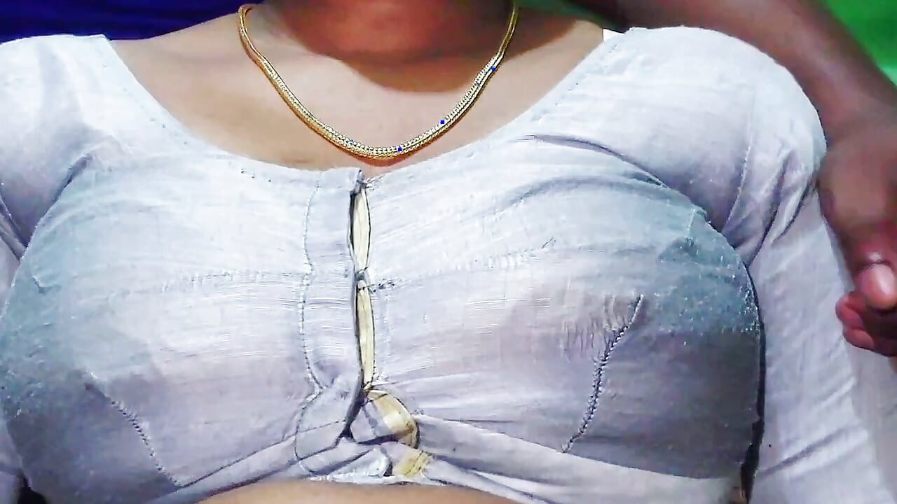 Most Beautiful Indian Actres Dipawali enjoying with boyfriend in the hotel