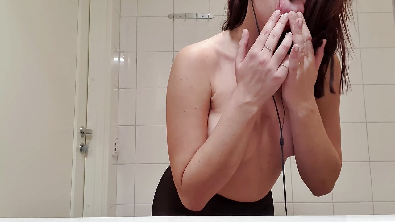 Horny German Girl hard fingering herself in bathroom