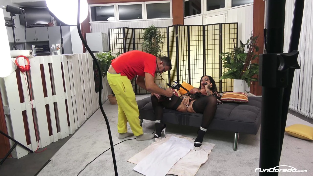 Ashley cumstar - parde ke pichhe - intaravyoo und alle kasting vidiyo auf fundorado
