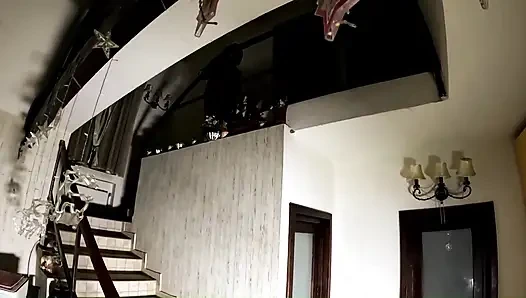 Rayuan dark staircase. Shiny long jacket, dientot habis-habisan sama dua kontol sampai dicrot di dalam
