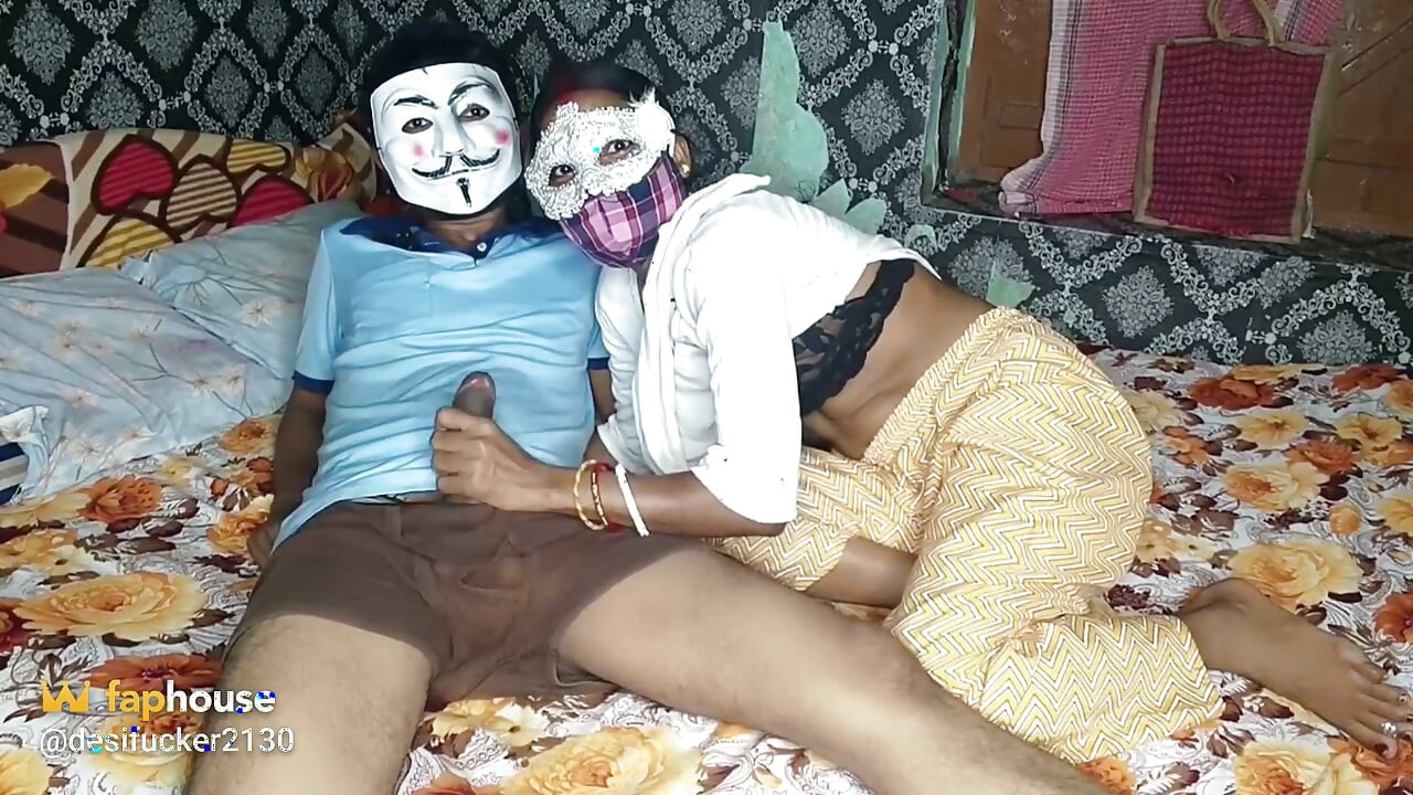 desi bhaabhi atirikt dot kandom chod rahi hai, hot bhaabhi bare land ko chod rahi hai