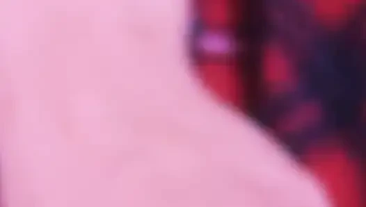 Melompat keras ke kontol gemuknya sampai dia memukul rahim.