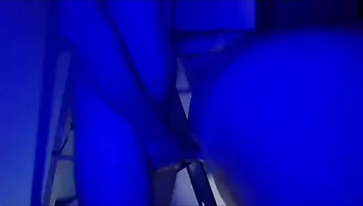 Latina bBW wird auf der treppe erwischt und hat harten sex im stehen - Sara Ros xxx