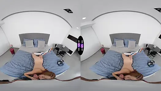 Грудастая Lucianna Luci жестко исполняет ее эротические фантазии - TmwVRnet