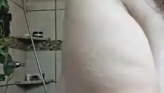 Ateşli Bir Tıraşsız Hemşire Vicki Kuruduktan Ve Başka Bir Bakım Yaptıktan Sonra