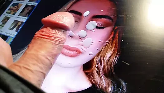 Oyuncak boşalmak atış üzerinde sıcak sarışınlar yüz