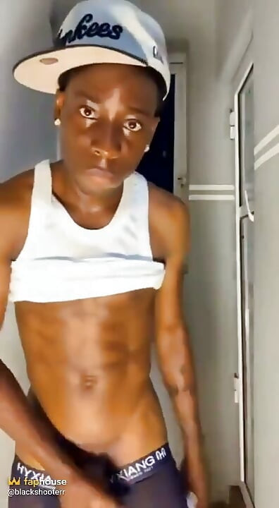 Dickpresido Fuck Little Femboy Inside Bathroom..