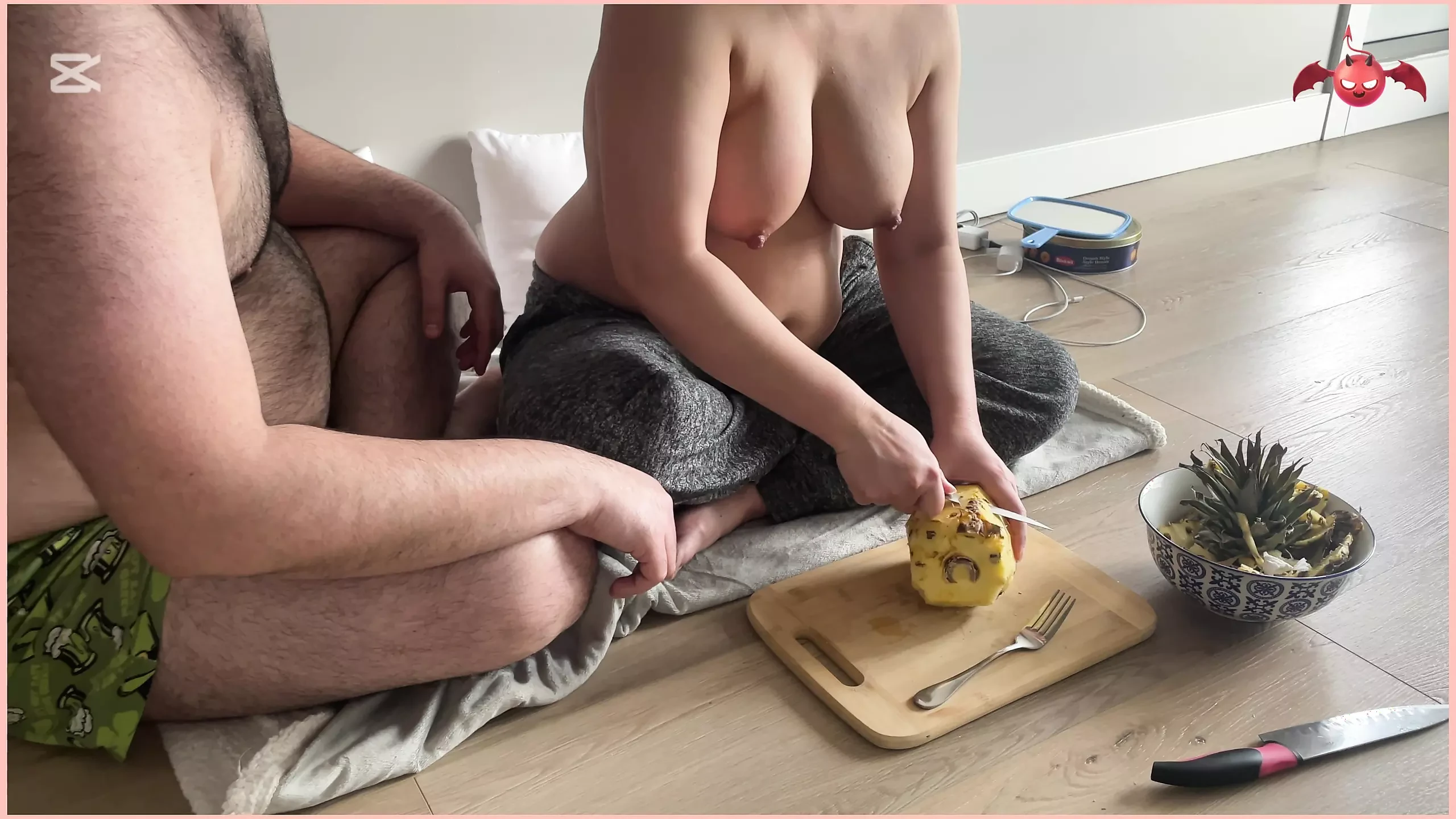 Ananászvágás NINCS SZEX 🍍