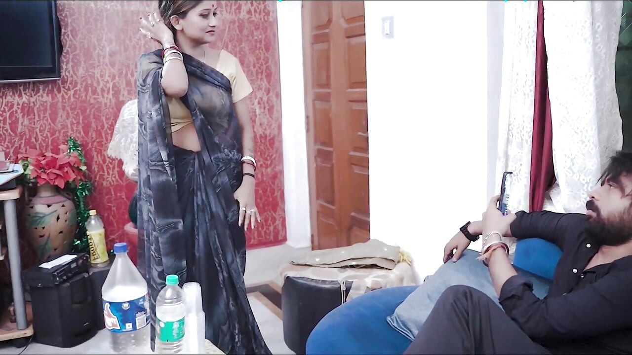 Bhabhi ko jabbardasti daaru pila ke choda
