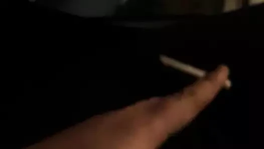 Jeune Mec attend vos ordres