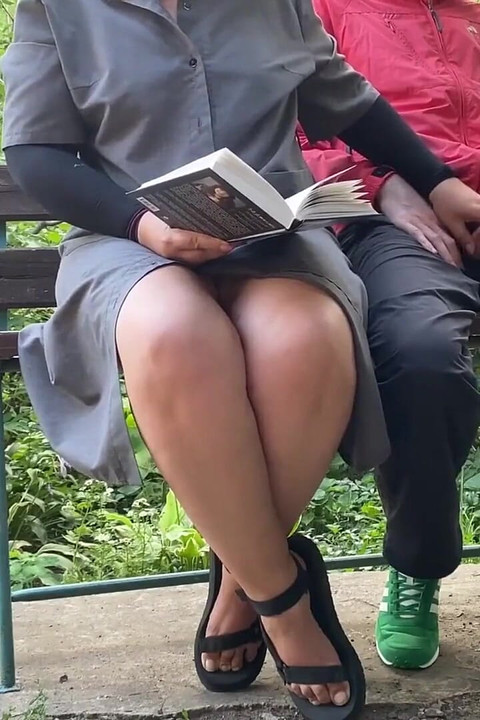 Maćeha mi pomaže da se pripremim za ispit iz književnosti