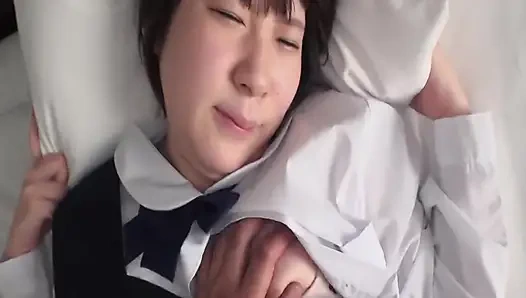Tatlı Kurumi'nin gizli erkek arkadaşı eğlenceli ve beklenmedik bir dönüşe yol açıyor