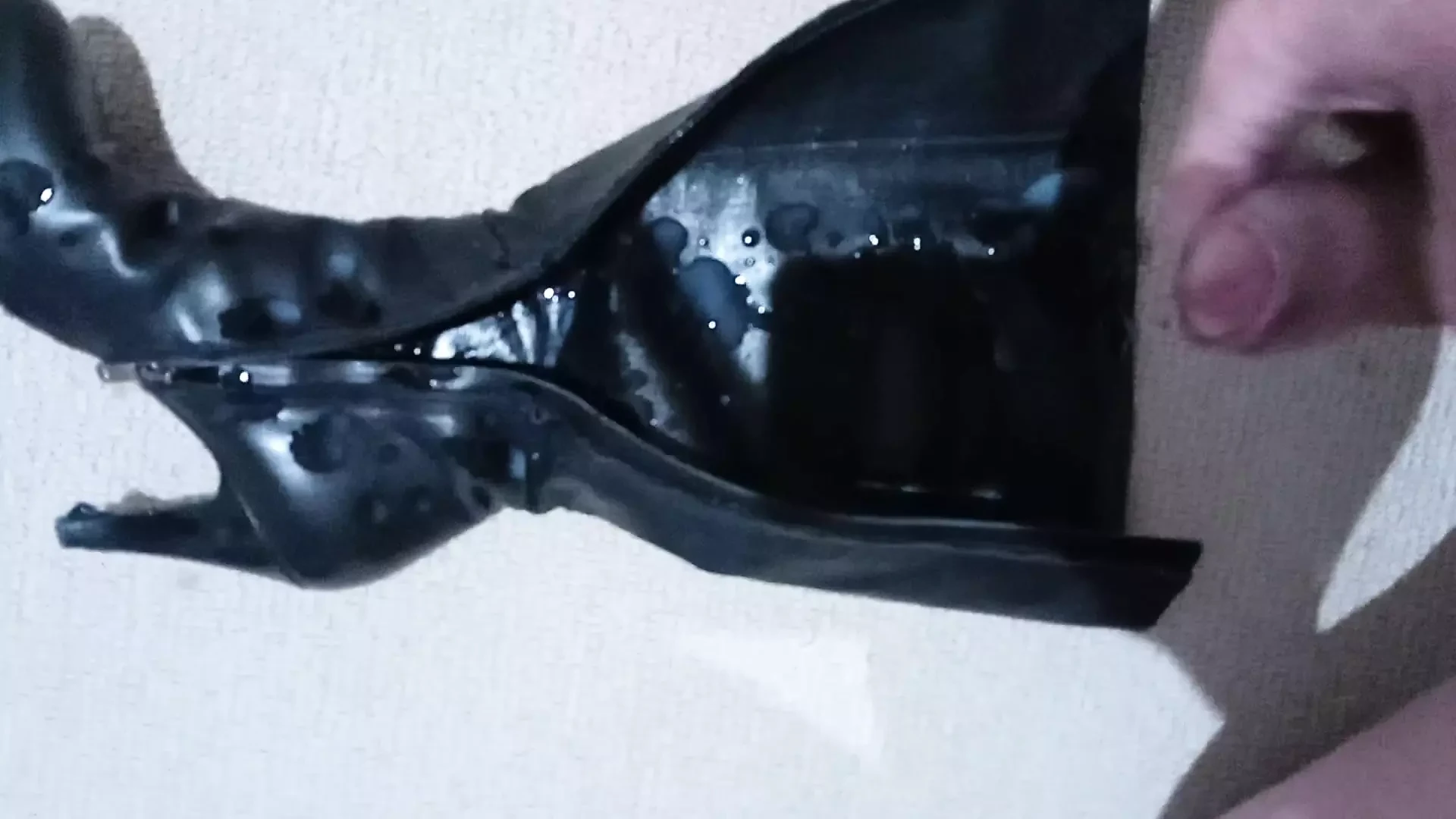 Knee high leather boots fuck and sprinkled with cum