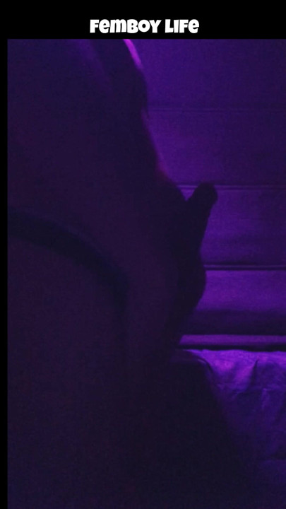 Femboy maszturbáció
