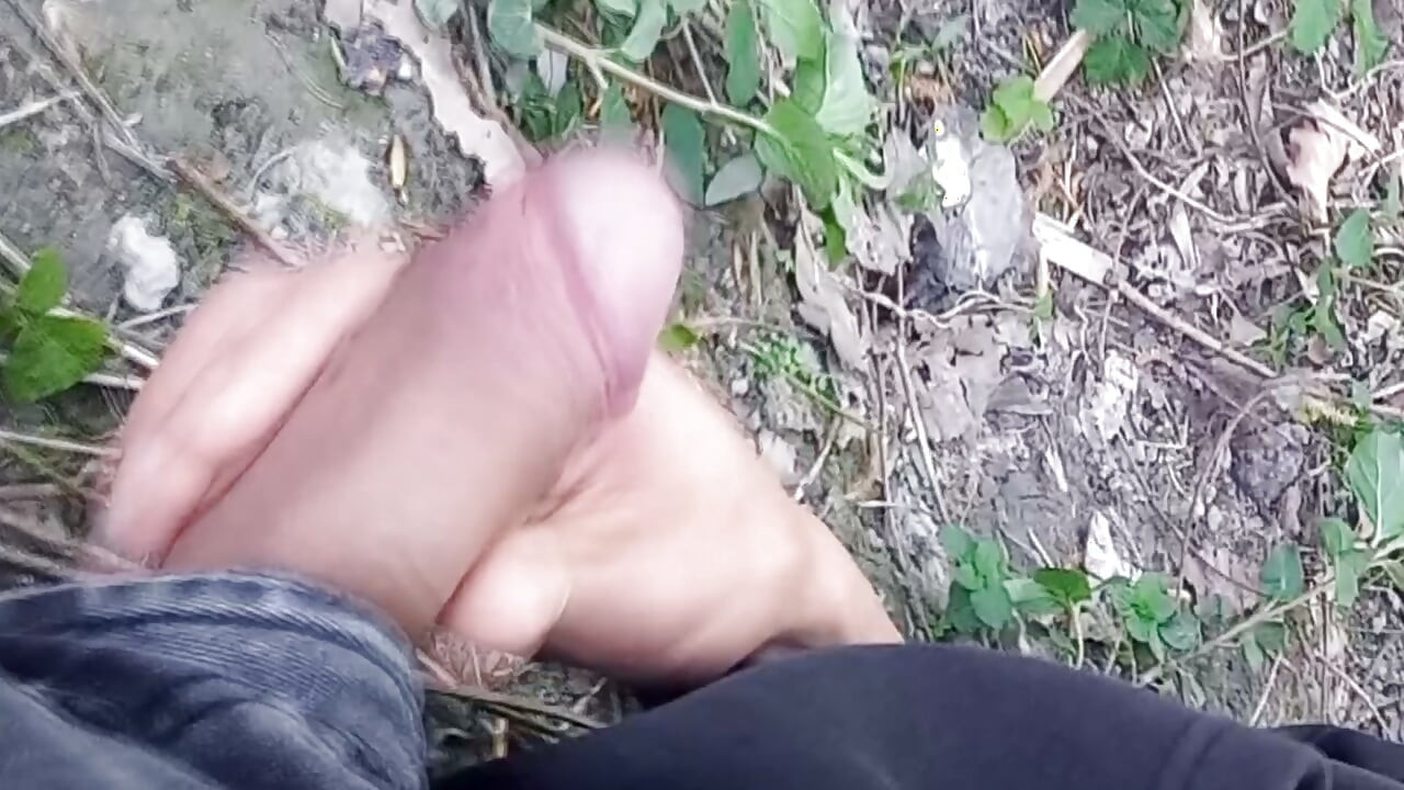 Cock exposed through the pants fly, this cute gay boy, humping, precuming, cumming, cleaning sperm on dick outdoors Jon Arteen