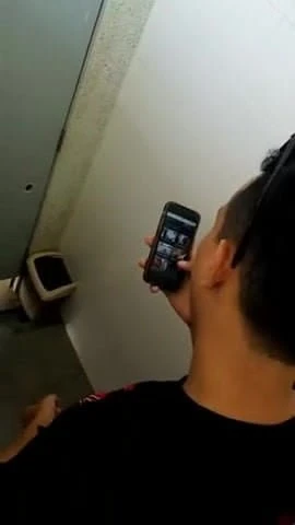 Spy in mall toliet KL part 4