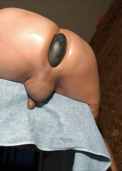 Love to ride a real cock