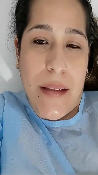 Moment de masturbare de la "Vrei să vezi cum mă masturbez? Orgasm feminin, masturbează-te cu mine"