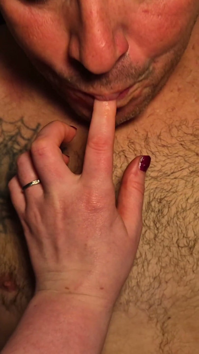 Wife squirts while fucking husband and sucking strangers cock in amateur threesome | Clip 2